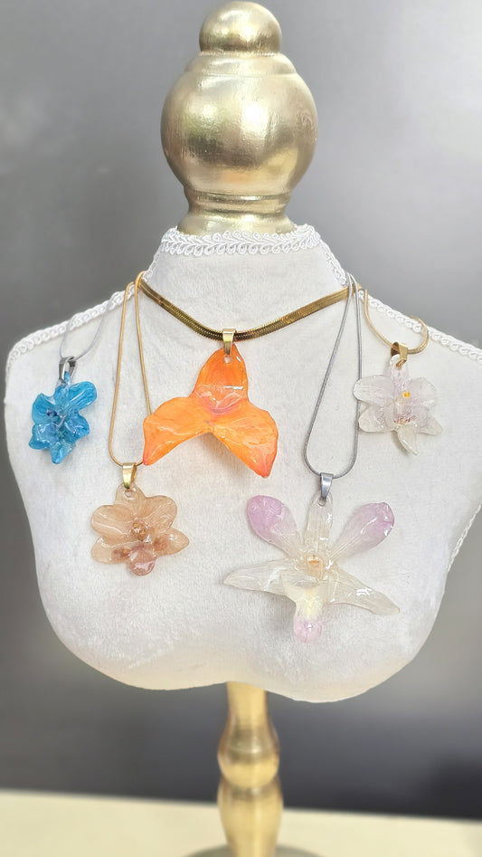 Collares con orquídeas